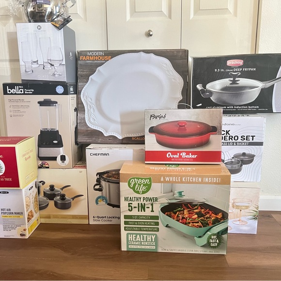 Baker Non-stick Ceramic Bakeware Dish - Red (new with box) - Picture 7 of 7